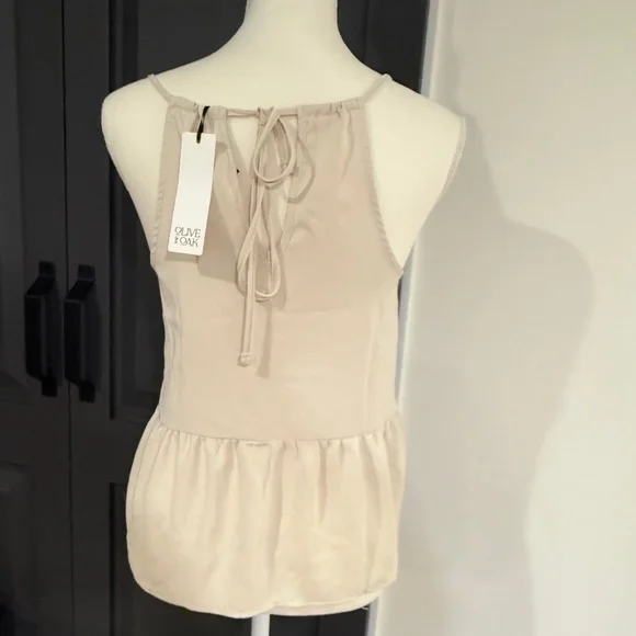 Olive + Oak Women's Cream Peplum Tank Size Small, NWT, Tie-Back, Blouse, Summer - Picture 9 of 9
